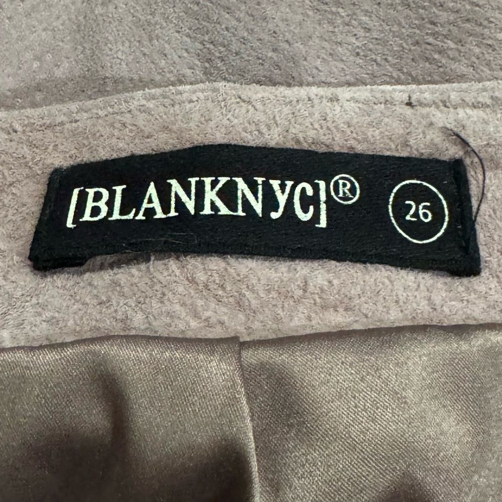 Blank NYC Snap Skirt Make Me Blush Mini Leather Pink Suede Women’s 26 - Picture 4 of 4